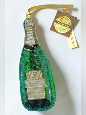 Handcrafted in India Sequin Champagne Bottle clutch NWT